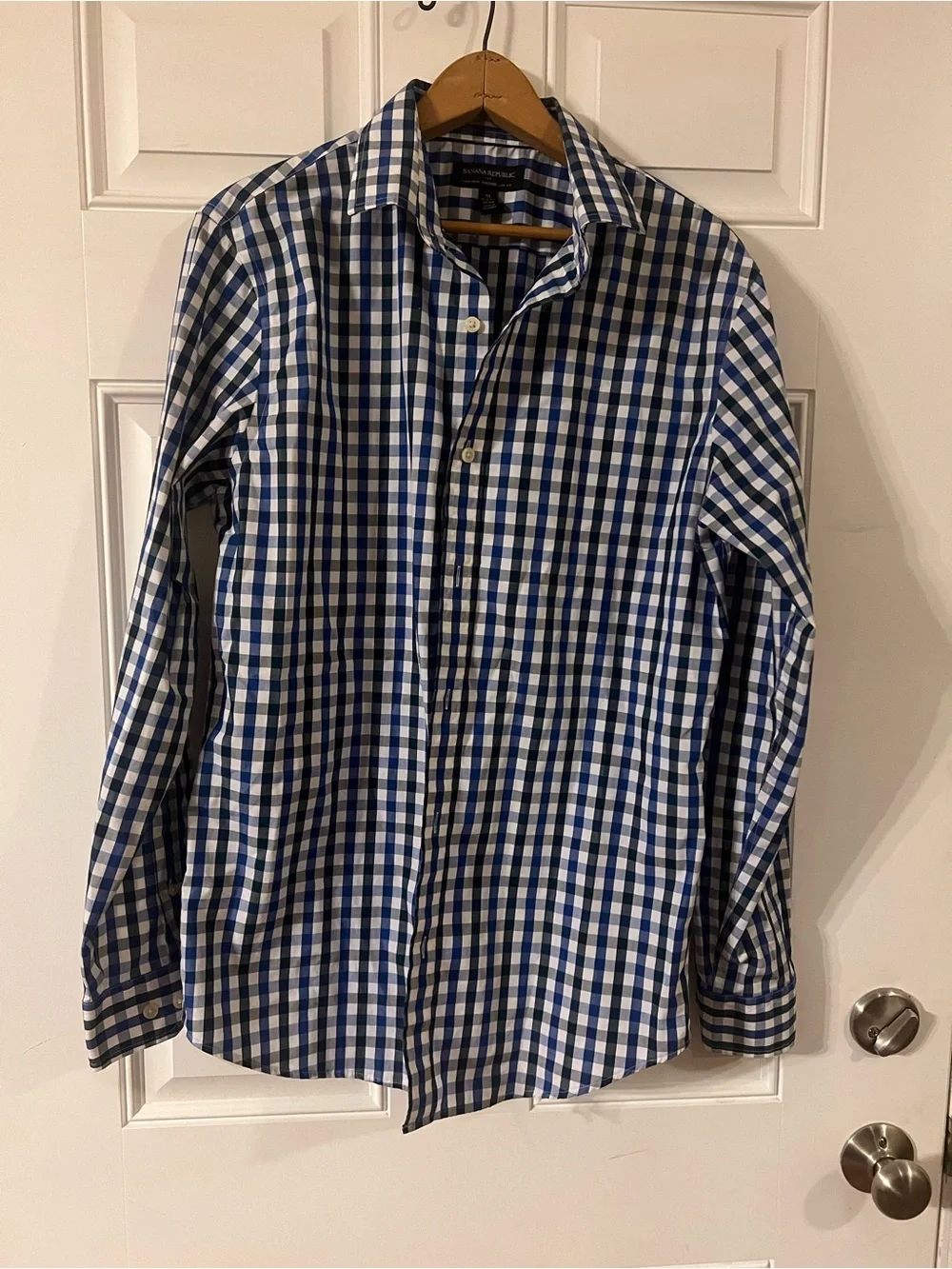banana republic non iron tailored slim fit shirt Size M 15-15.5 /33-34